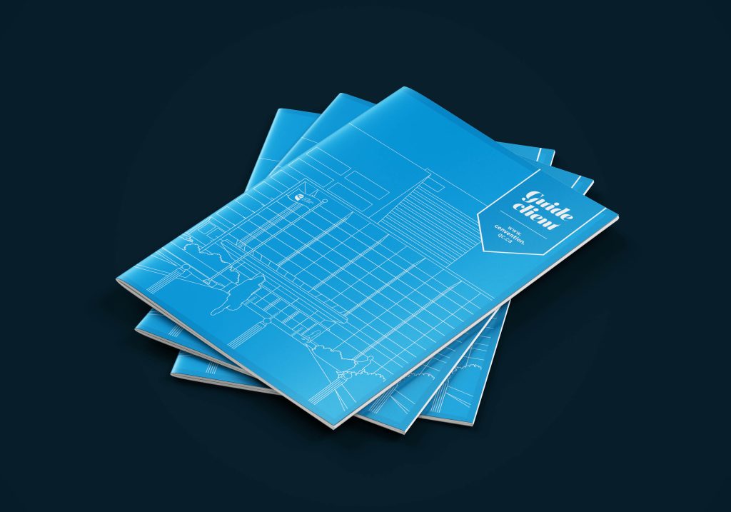 Pile de documents de couleur bleue. Document nommé Guide Client.
