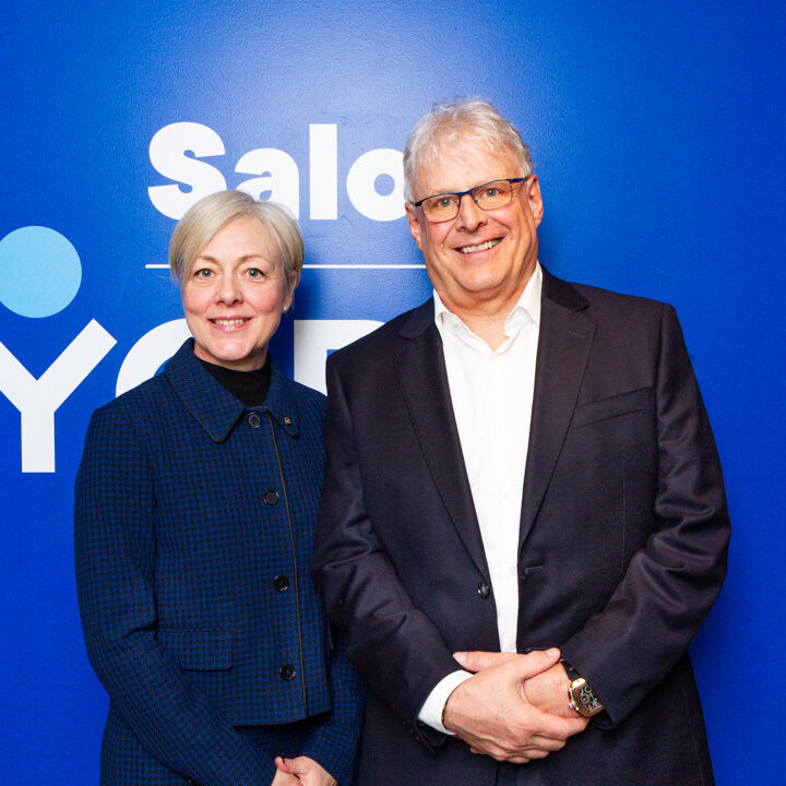 Mme Caroline Lepage, PDG du Centre des congrès de Québec, en compagnie de M. Stéphane Poirier, président et chef de la direction de l’Aéroport international Jean-Lesage de Québec.
